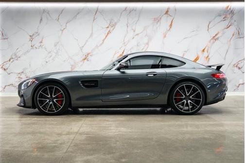 2016 Mercedes-Benz AMG GT S