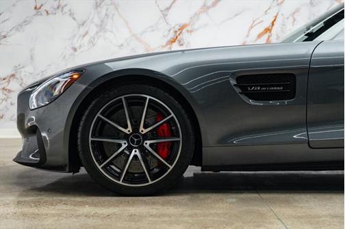 2016 Mercedes-Benz AMG GT S