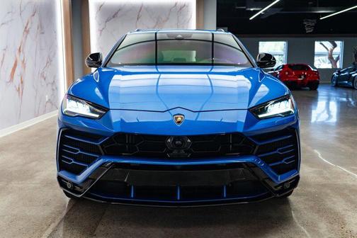 2020 Lamborghini Urus