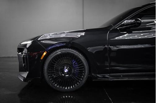 2024 BMW 760 i xDrive