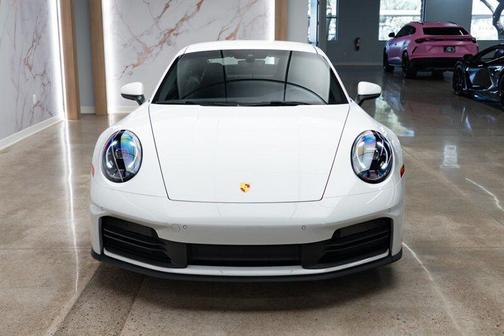 2025 Porsche 911 Carrera