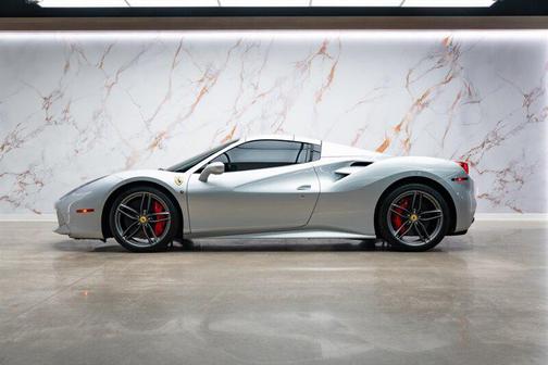 2019 Ferrari 488 Spider Base