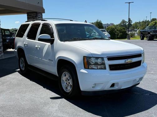 Summit White 2010 Chevrolet Tahoe LT
