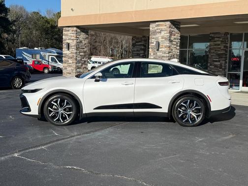 2023 Toyota Crown Limited