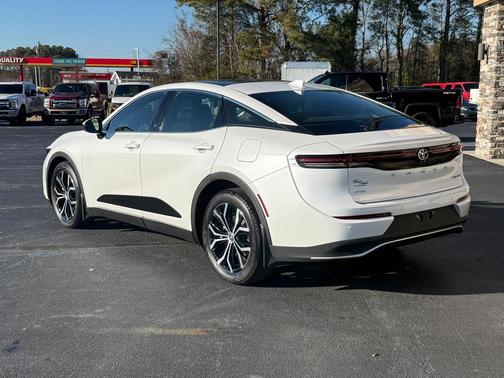 2023 Toyota Crown Limited