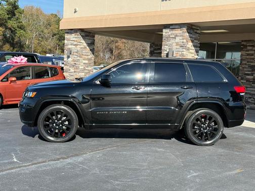 2017 Jeep Grand Cherokee Altitude