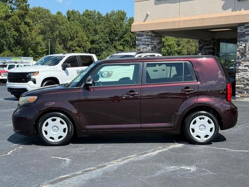 2009 Scion xB Base