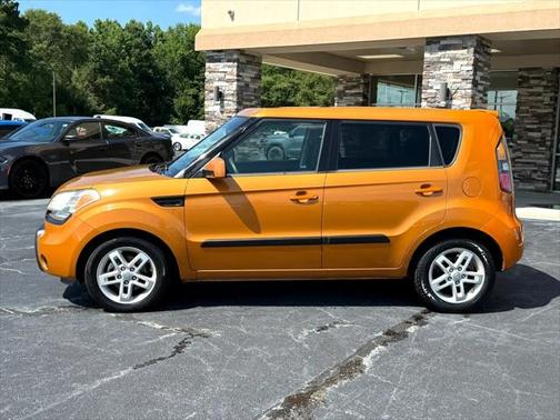 2011 Kia Soul +