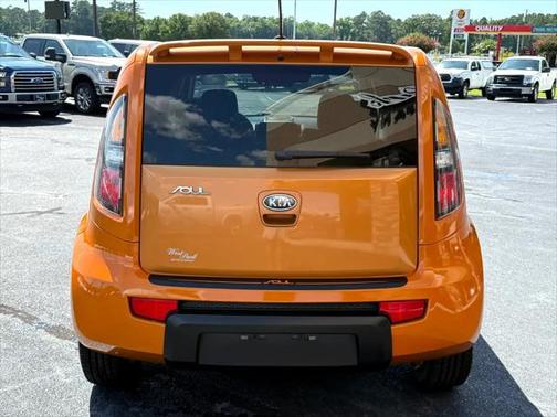 2011 Kia Soul +