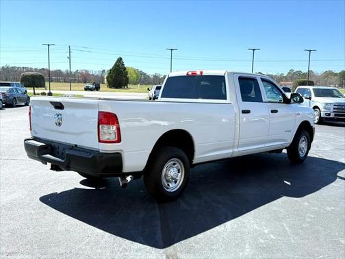 2022 RAM 2500 Tradesman Crew Cab 4x2 8' Box