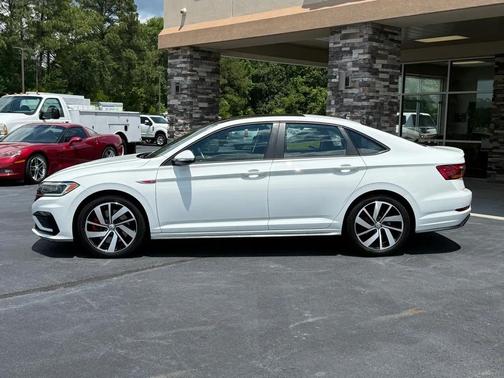 Pure White 2019 Volkswagen Jetta GLI 2.0T Autobahn