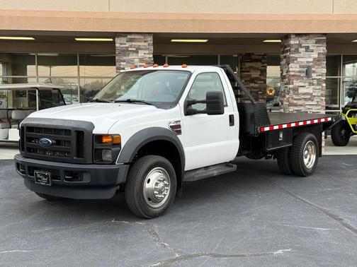 2008 Ford F-450 Regular Cab 2WD DRW