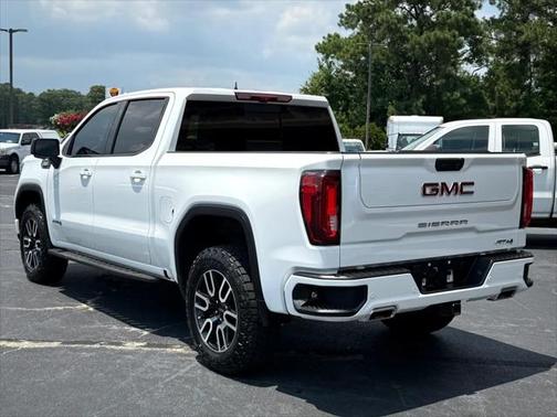 2025 GMC Sierra 1500 AT4