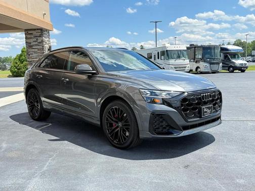 Daytona Gray Pearl Effect 2025 Audi SQ8 4.0T Prestige