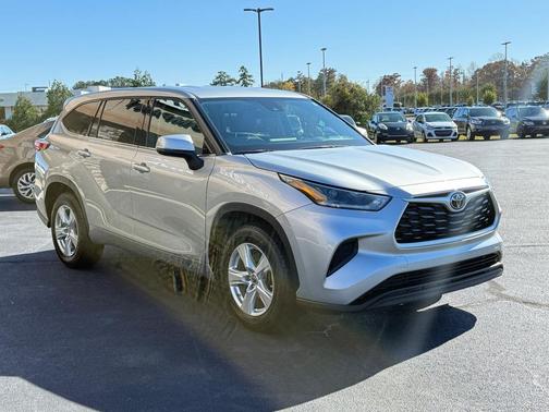 2021 Toyota Highlander L