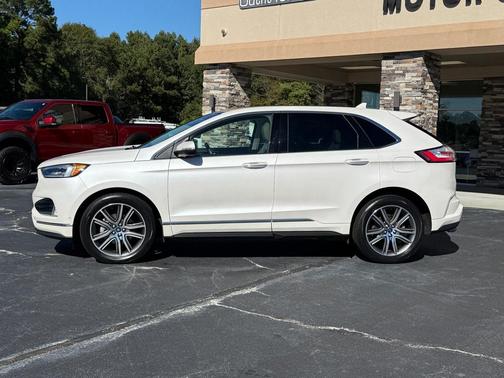 2019 Ford Edge Titanium
