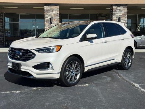 2019 Ford Edge Titanium