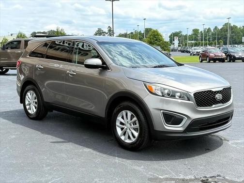 2017 Kia Sorento L
