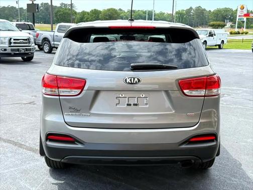 2017 Kia Sorento L