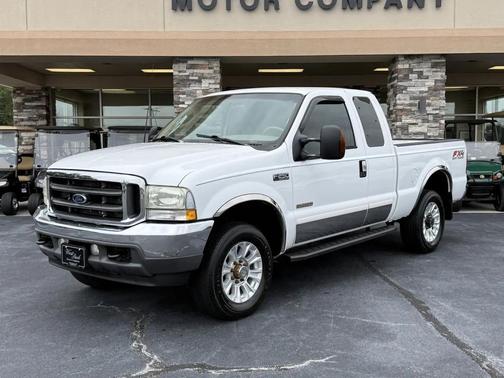 Oxford White Clearcoat 2003 Ford F-250 Lariat