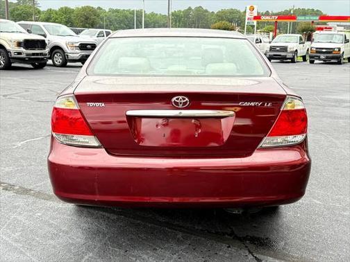 2005 Toyota Camry LE