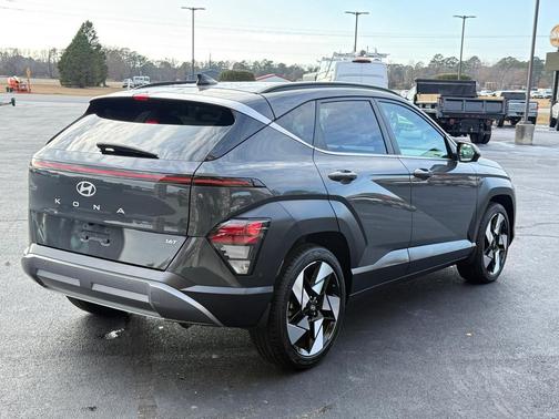 2025 Hyundai KONA Limited