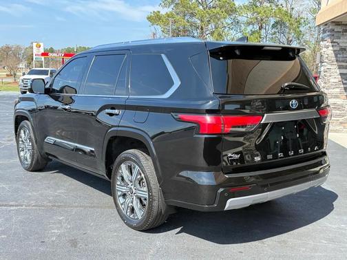 2024 Toyota Sequoia Capstone