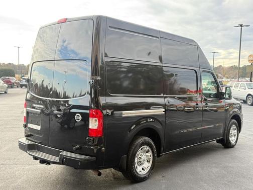 2020 Nissan NV Cargo NV2500 HD SV V8