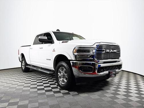 2021 RAM 3500 Laramie Crew Cab 4x4 64' Box