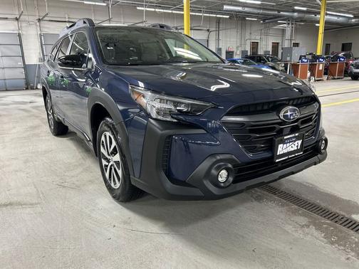 Cosmic Blue Pearl 2025 Subaru Outback Premium