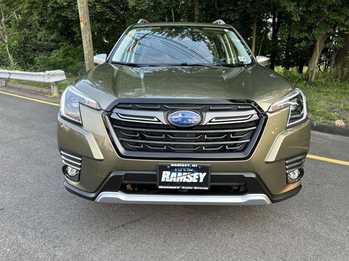Autumn Green Metallic 2023 Subaru Forester Touring