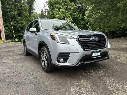 2022 Subaru Forester Premium