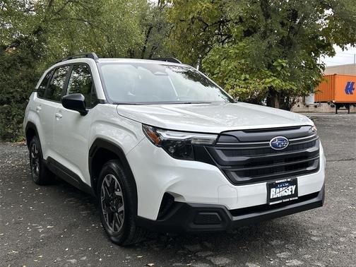 2025 Subaru Forester Base