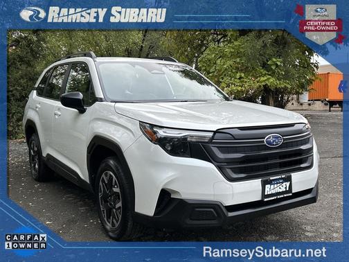 2025 Subaru Forester Base
