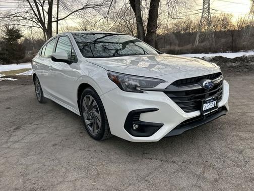 Crystal White Pearl 2023 Subaru Legacy Limited