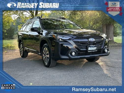 Crystal Black Silica 2025 Subaru Outback Premium