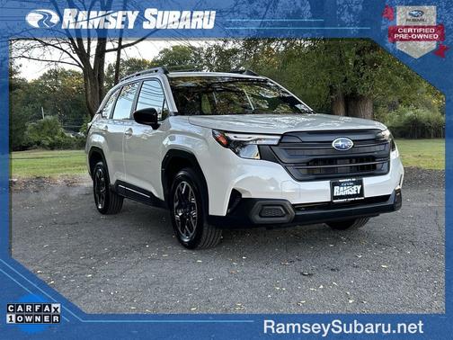 2025 Subaru Forester Base