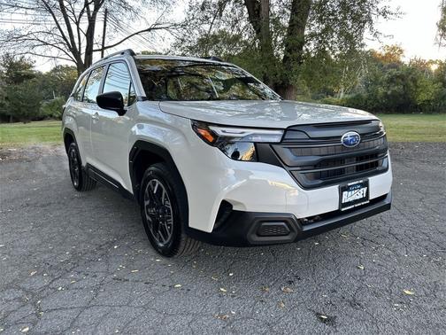 2025 Subaru Forester Base