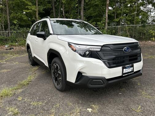 2025 Subaru Forester Base