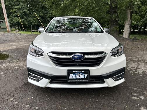 2022 Subaru Legacy Touring XT