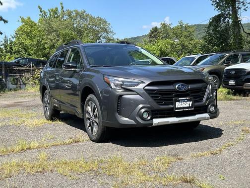 Magnetite Gray Metallic 2025 Subaru Outback Limited