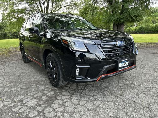 Crystal Black Silica 2023 Subaru Forester Sport