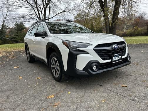 2023 Subaru Outback Base