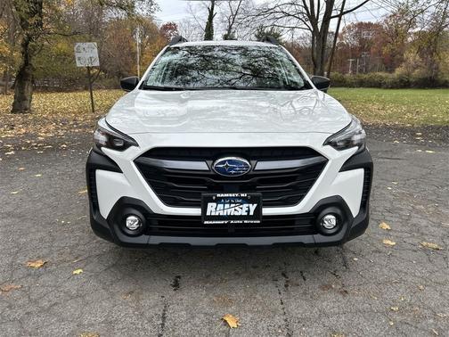 2023 Subaru Outback Base