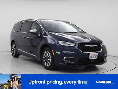 2023 Chrysler Pacifica Hybrid Limited