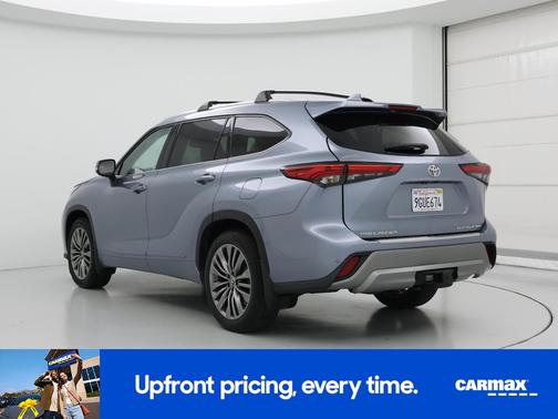 2022 Toyota Highlander Platinum