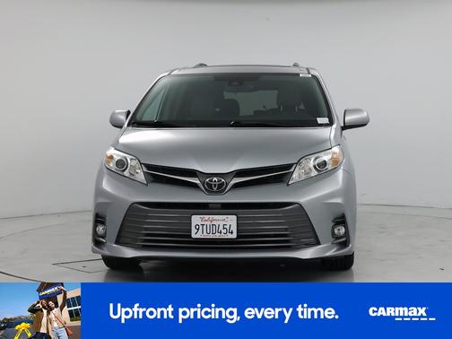 2020 Toyota Sienna XLE