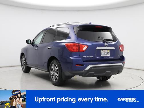 2019 Nissan Pathfinder SV