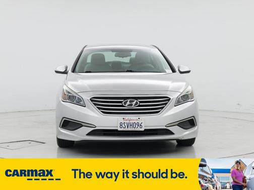 2017 Hyundai SONATA SE
