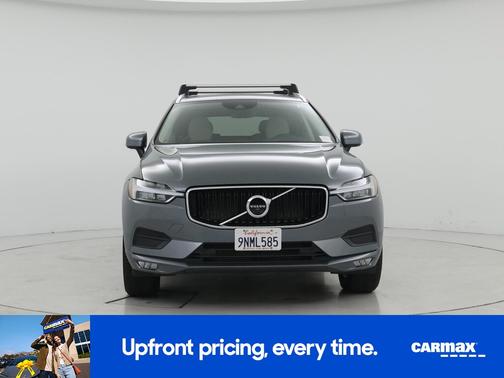 Gray 2021 Volvo XC60 T5 Momentum